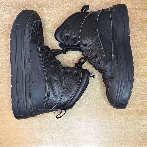 Nike Woodside 2 High ACG Big Kids' Boots - Picture 4 of 9